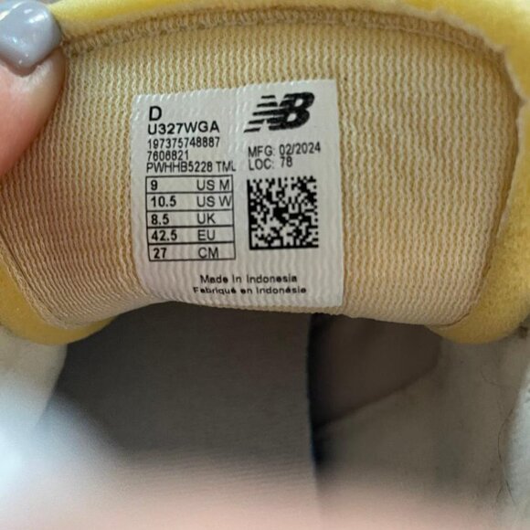 New Balance 327 Unisex - Picture 6 of 6
